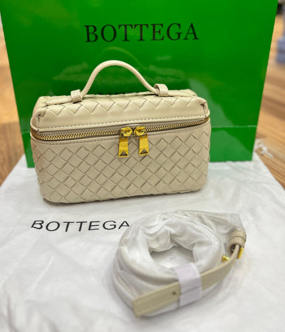 BOTTEGA VENETA Bang Bang Bag