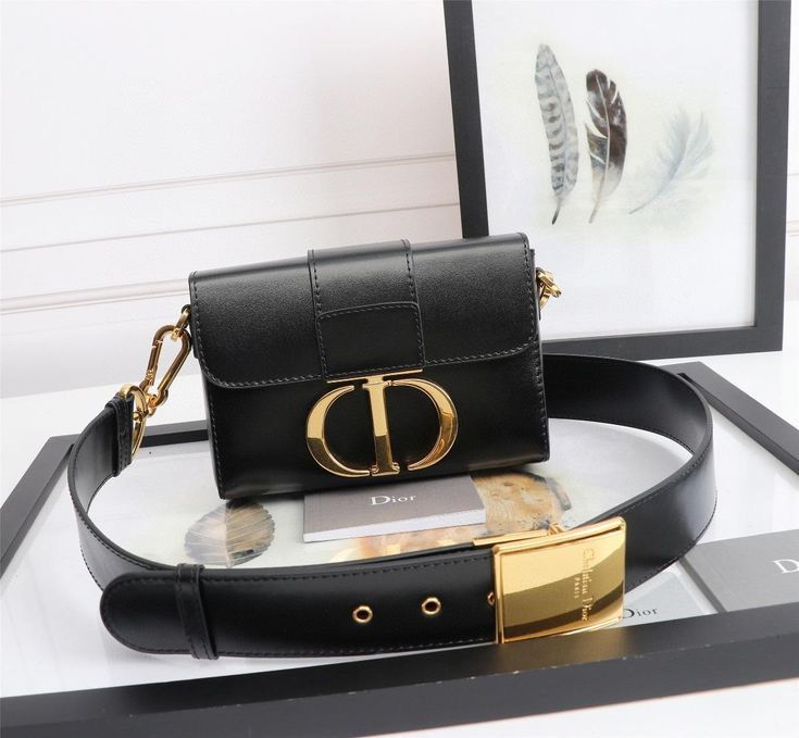 CHRISTIAN DIOR 30 Montaigne Bag