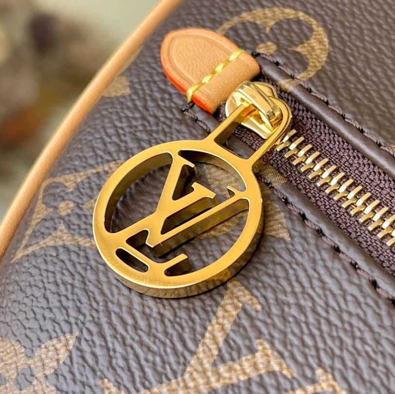 LOUIS VUITTON Loop Monogram Bag