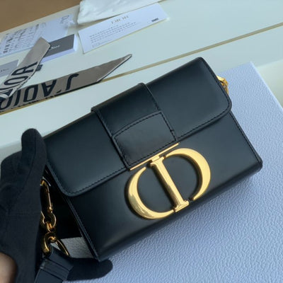 CHRISTIAN DIOR 30 Montaigne Bag