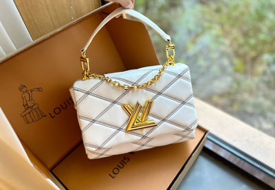 LOUIS VUITTON Shoulder/Hand Bag