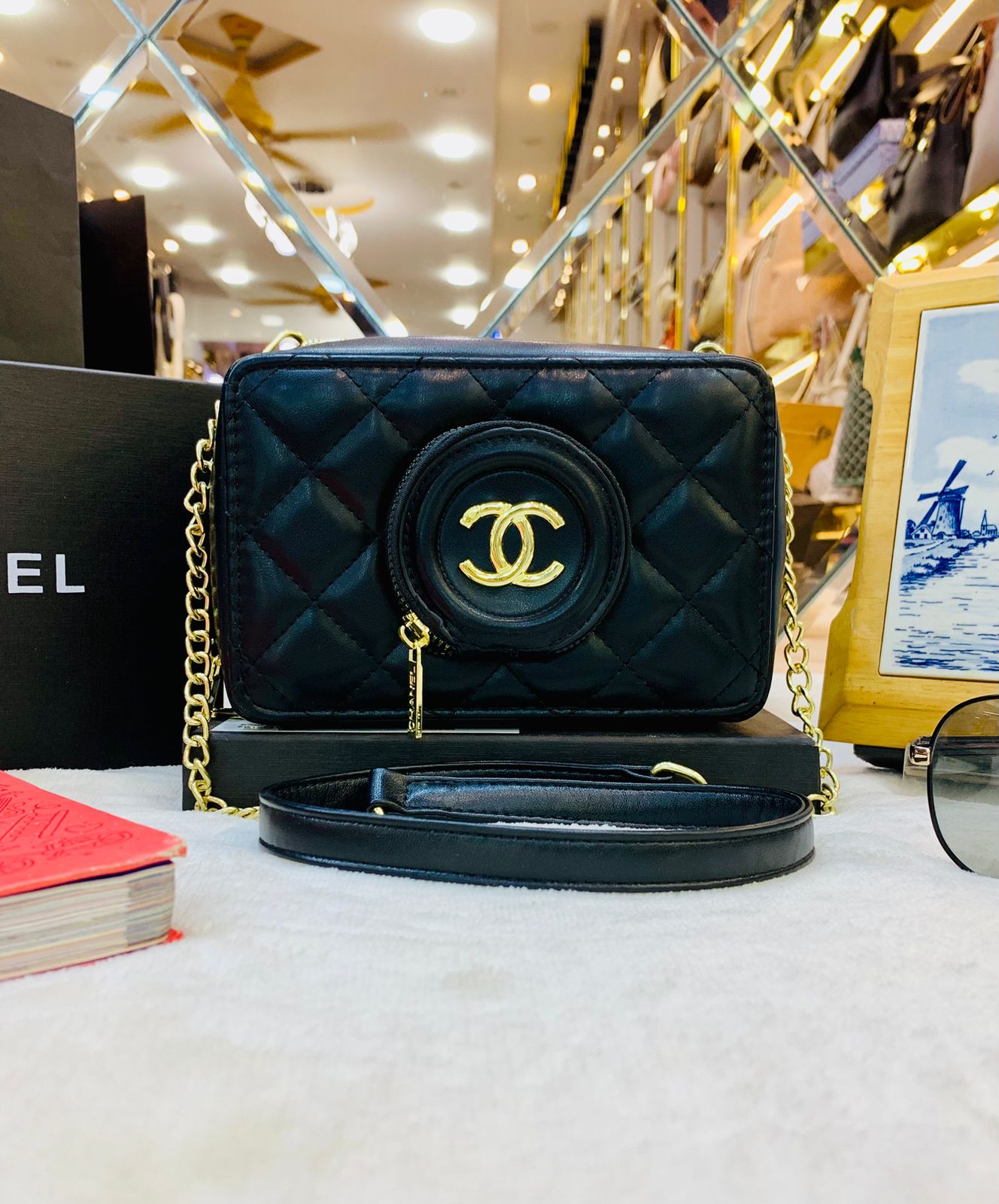 CHANEL Elegant Crossbody