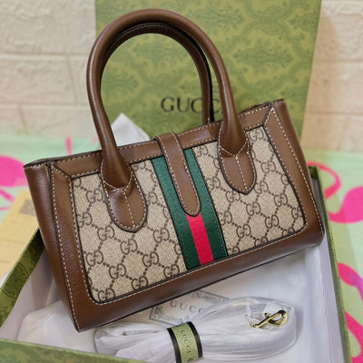 GUCCI Small Tote with Piston Closure